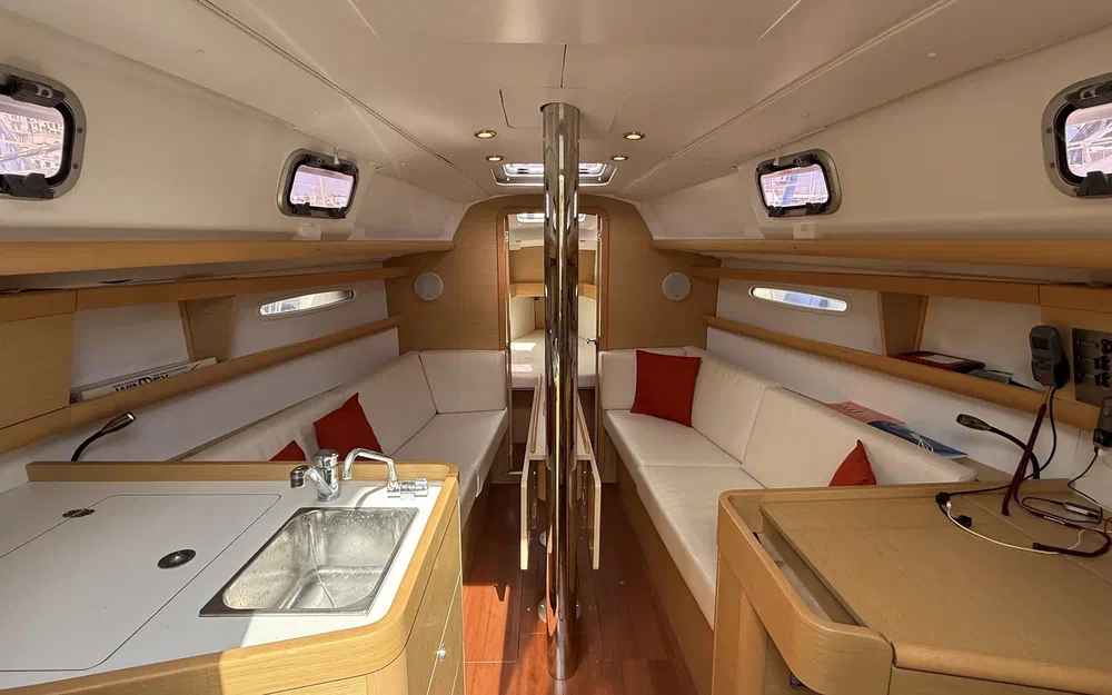 slider 38 Beneteau First 30 Jk