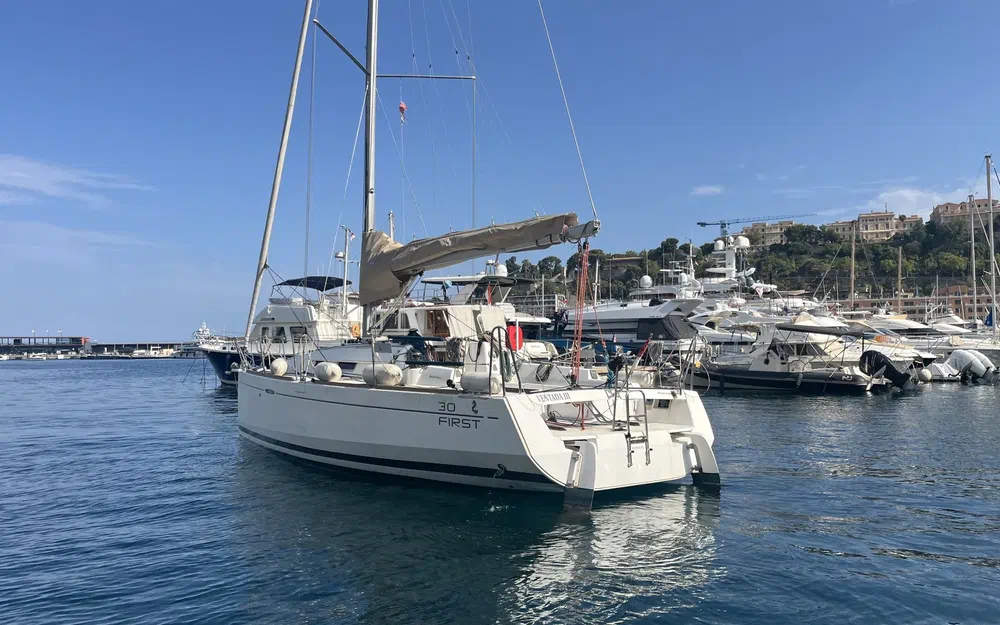 slider 3 Beneteau First 30 Jk