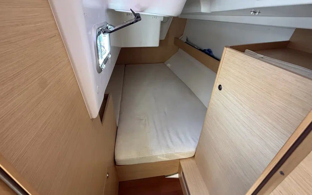 slider 42 Beneteau First 30 Jk