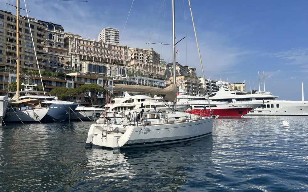 slider 7 Beneteau First 30 Jk