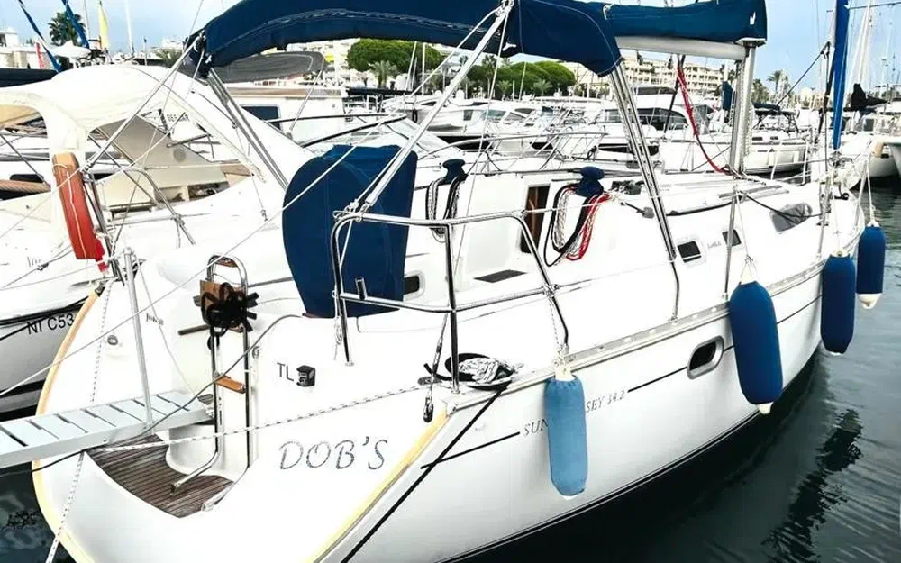 slider 1 Jeanneau Sun Odyssey 34.2