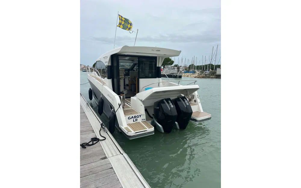 slider 0 Parker Monaco 110