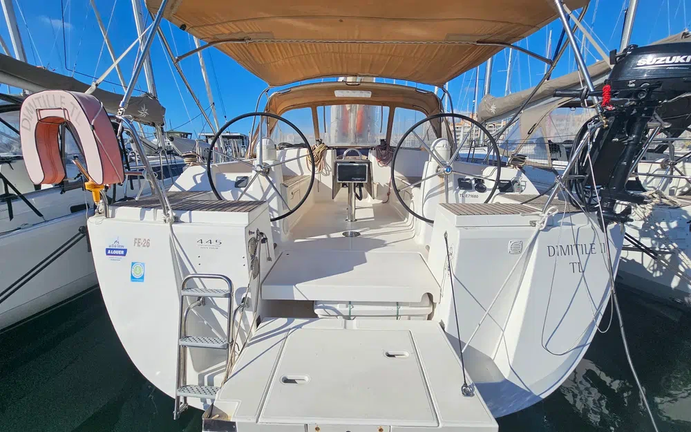 slider 0 Dufour 445 Grand Large