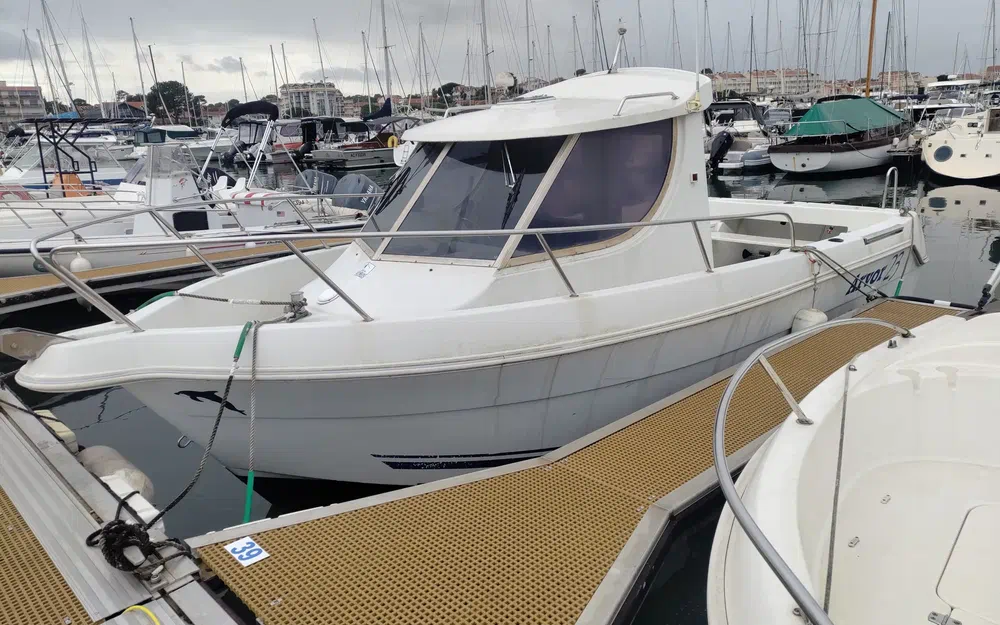 slider 2 Arvor 23