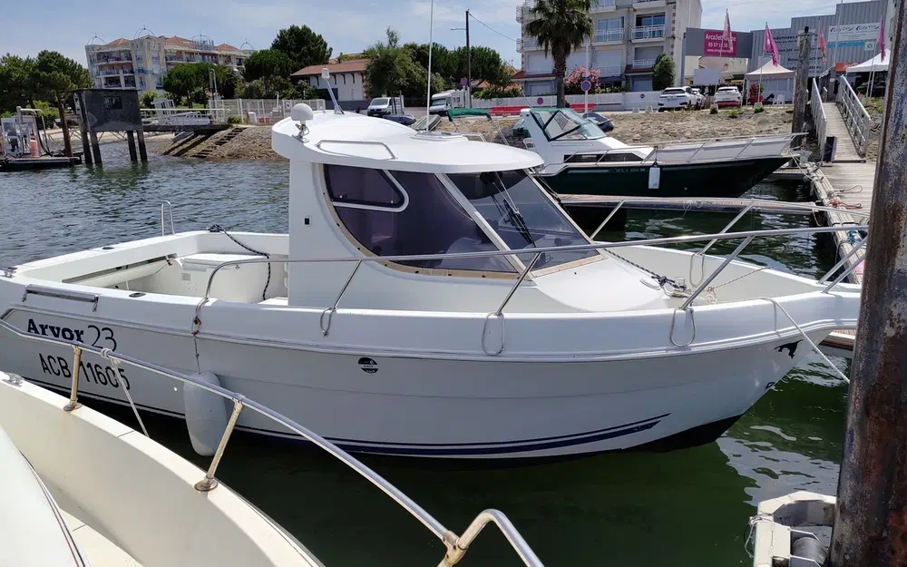 slider 8 Arvor 23