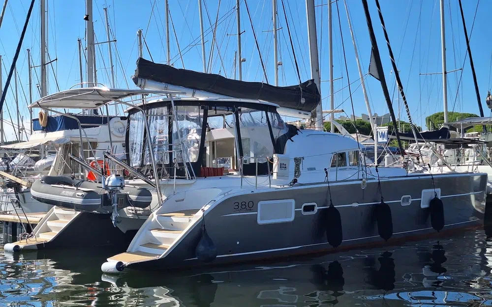 slider 17 Lagoon 380 S2