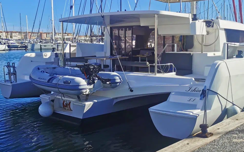 slider 1 Neel Trimarans Neel 47