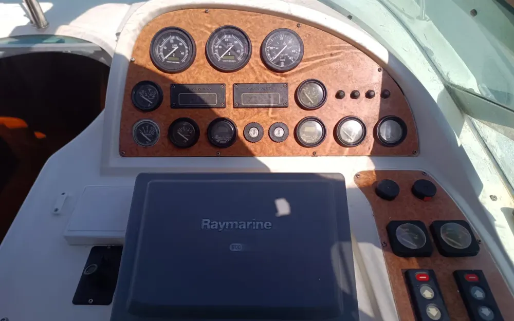 slider 4 Beneteau Flyer 11 GP