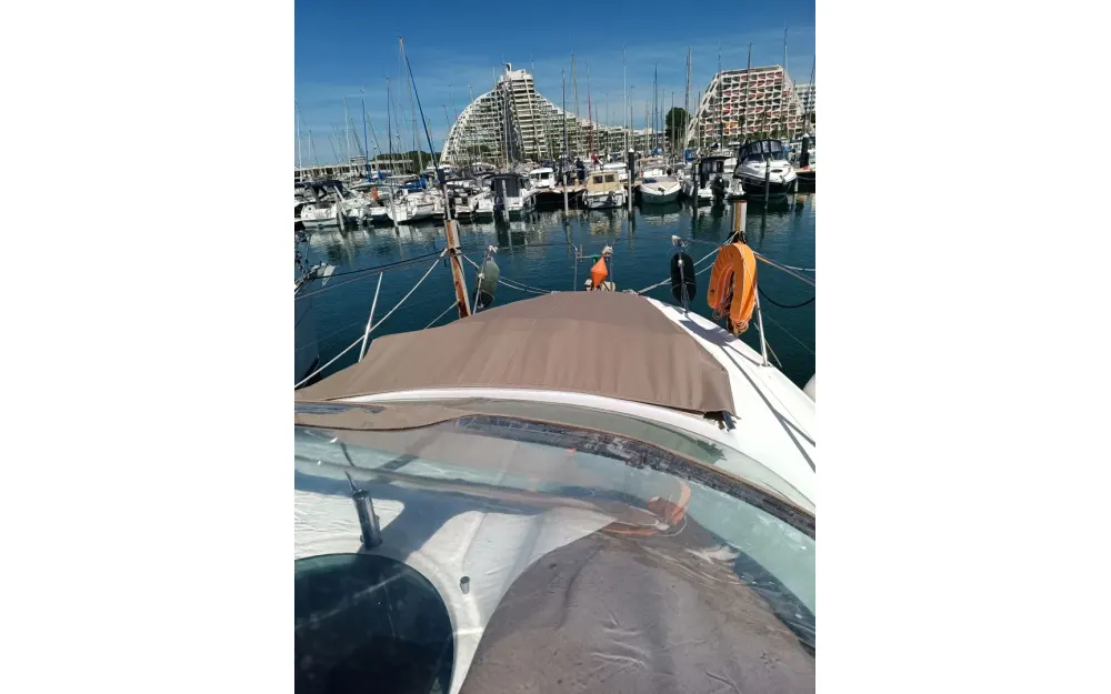 slider 31 Beneteau Flyer 11 GP