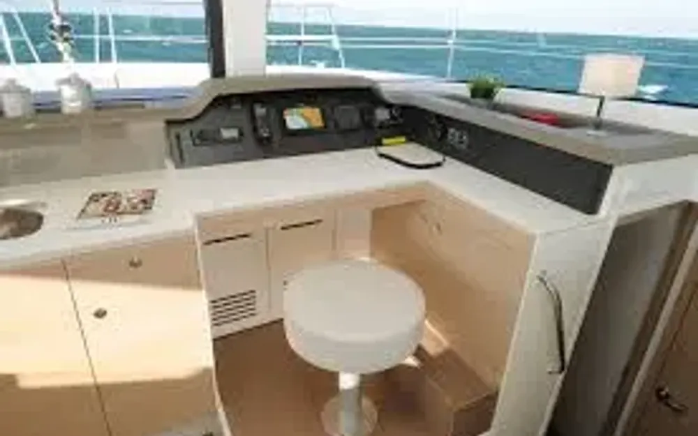 slider 5 Bali Catamarans 4.2