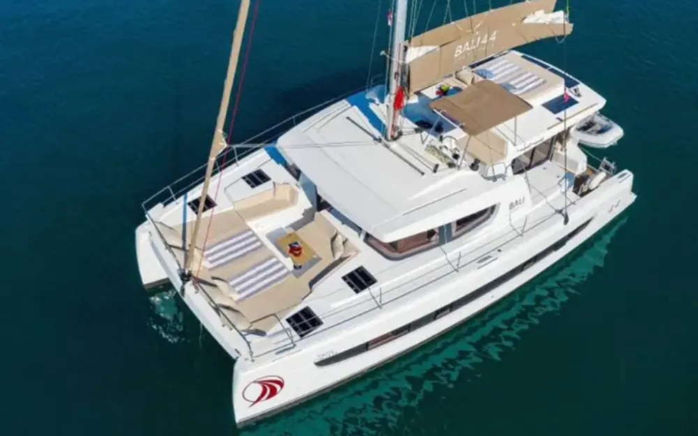 slider 10 Bali Catamarans Bali 4.4