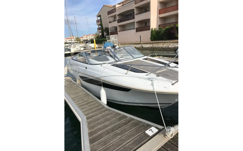 JeanneauCap Camarat 7.5 DC