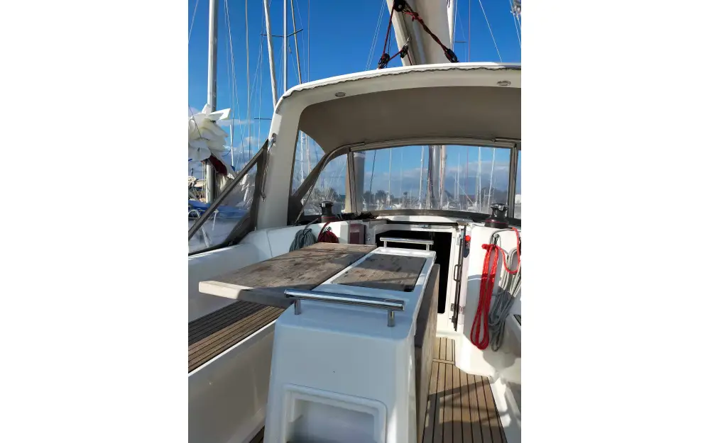 slider 13 Beneteau Oceanis 35