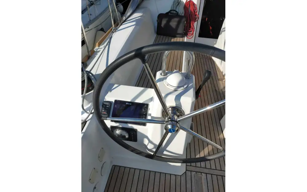 slider 15 Beneteau Oceanis 35