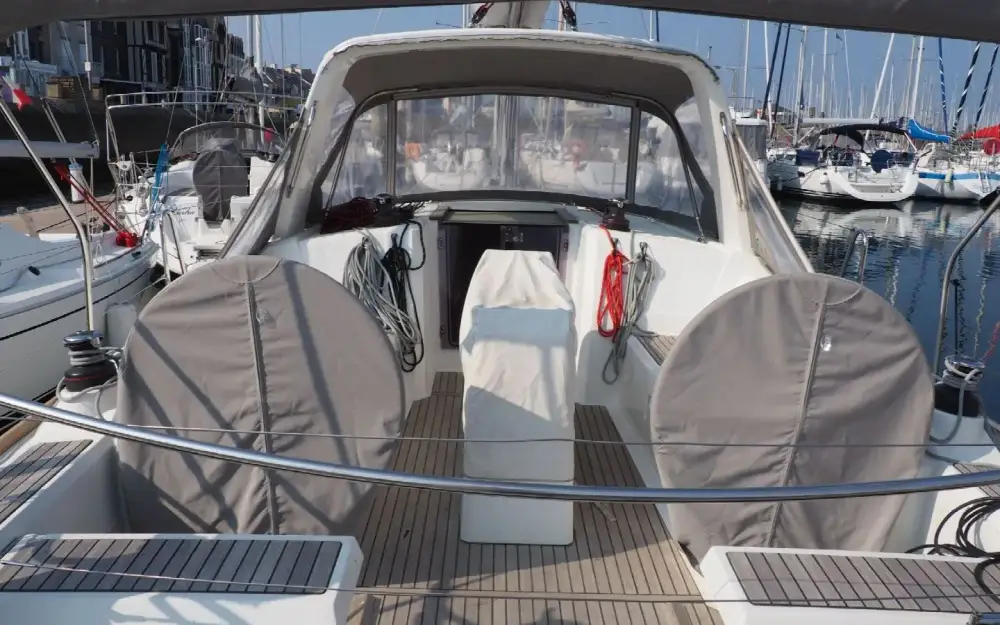 slider 0 Beneteau Oceanis 35