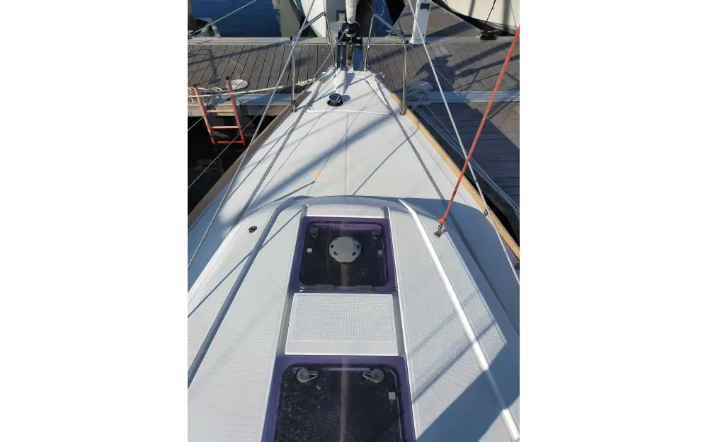 slider 7 Beneteau Oceanis 35