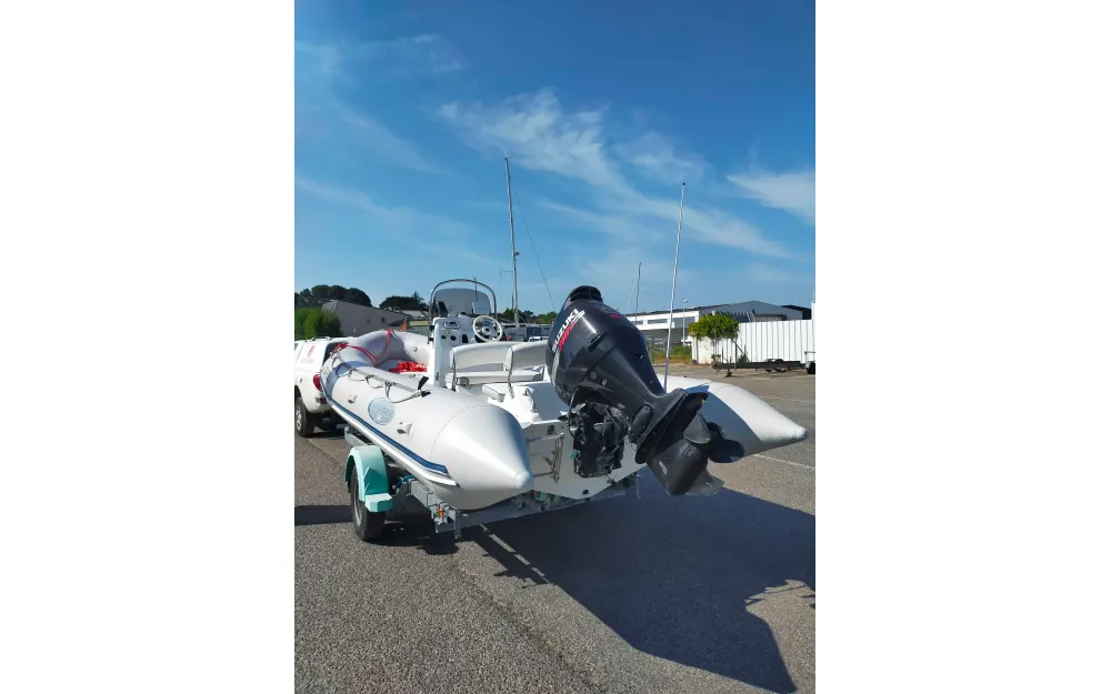 slider 10 Bombard Explorer 640 SB