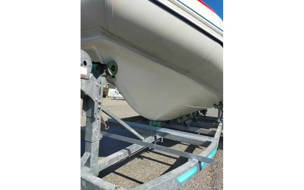 slider 11 Bombard Explorer 640 SB