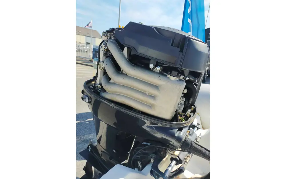 slider 19 Bombard Explorer 640 SB