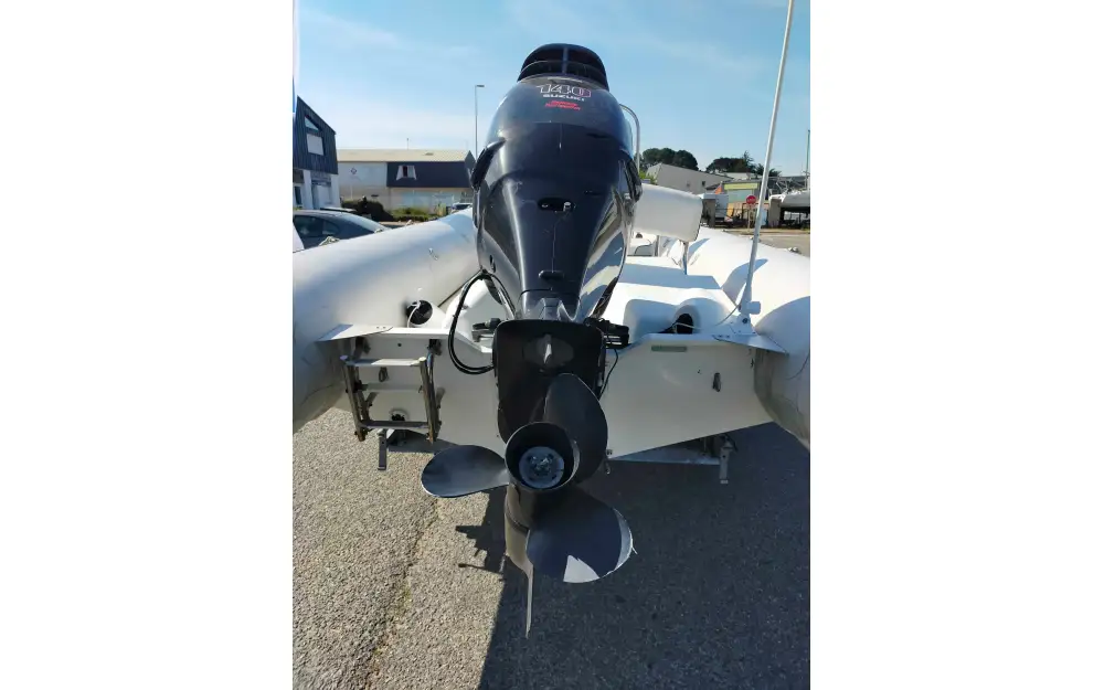 slider 3 Bombard Explorer 640 SB