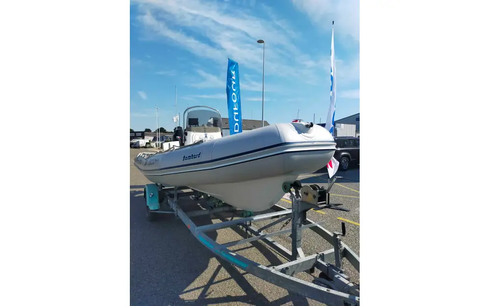 slider 4 Bombard Explorer 640 SB