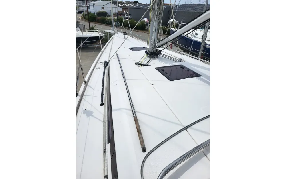 slider 12 Dufour  36Performance