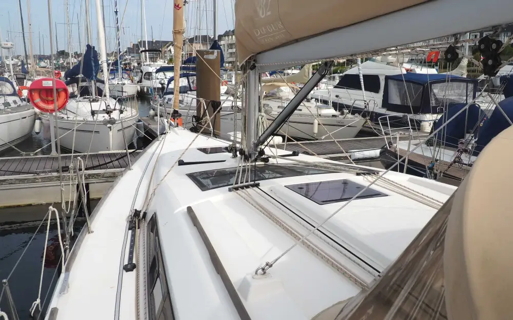 slider 4 Dufour 382 Grand Large