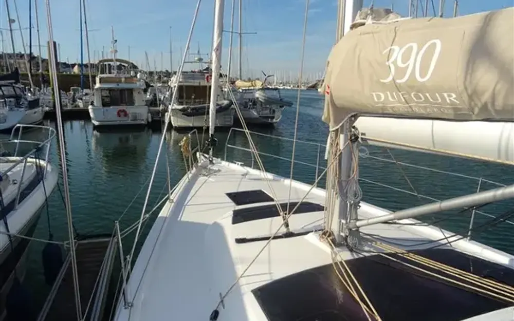 DufourDufour 390