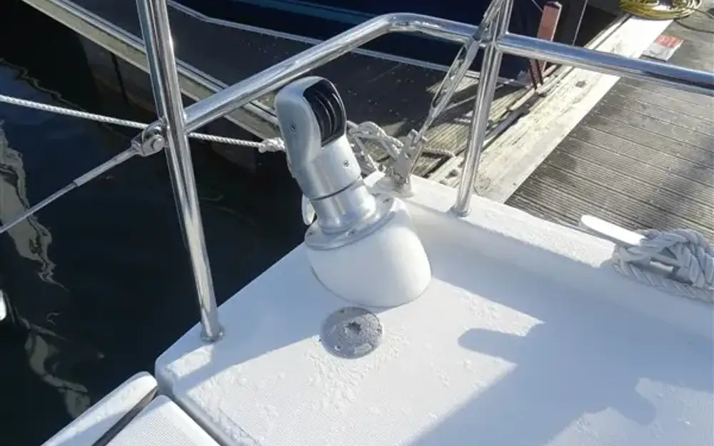 slider 11 Dufour 390