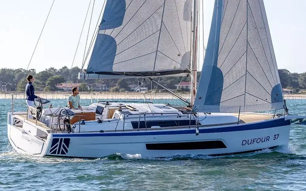DufourDufour 37