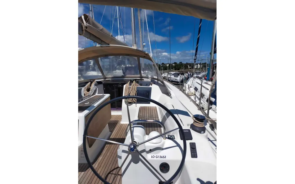 slider 11 Dufour 412 Grand Large