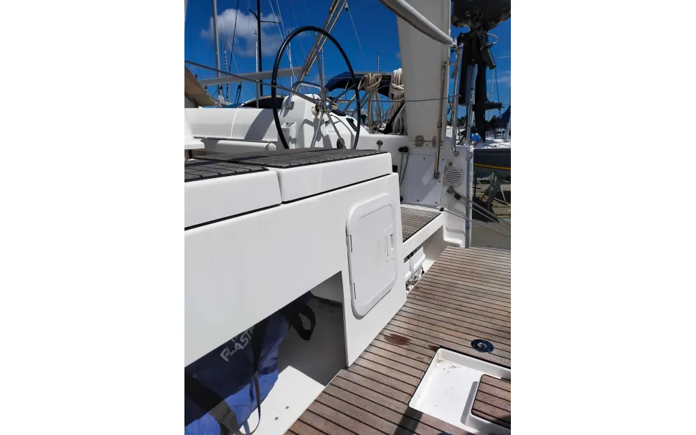 slider 14 Dufour 412 Grand Large