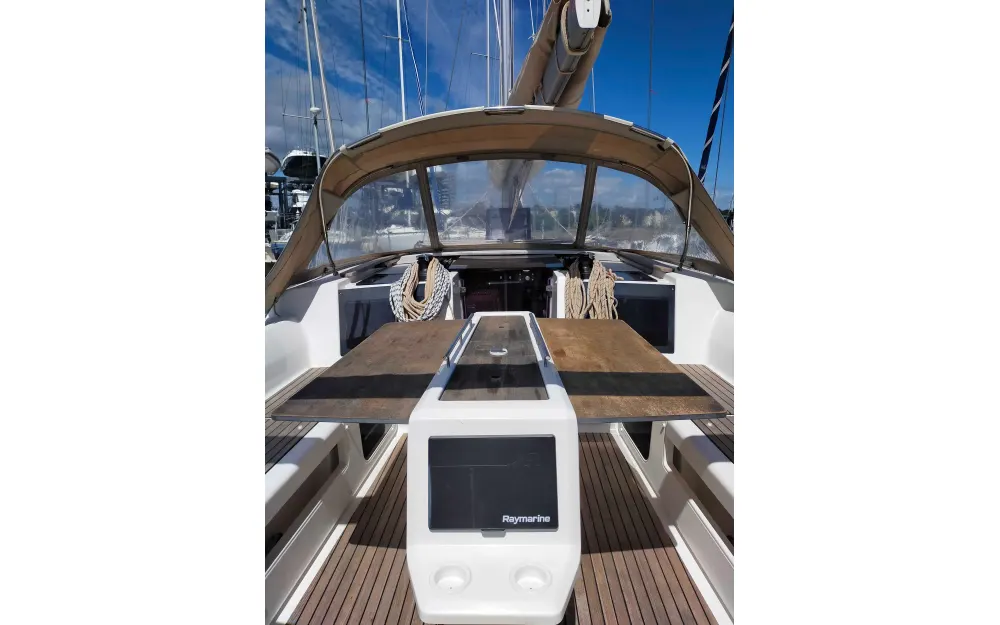 slider 16 Dufour 412 Grand Large