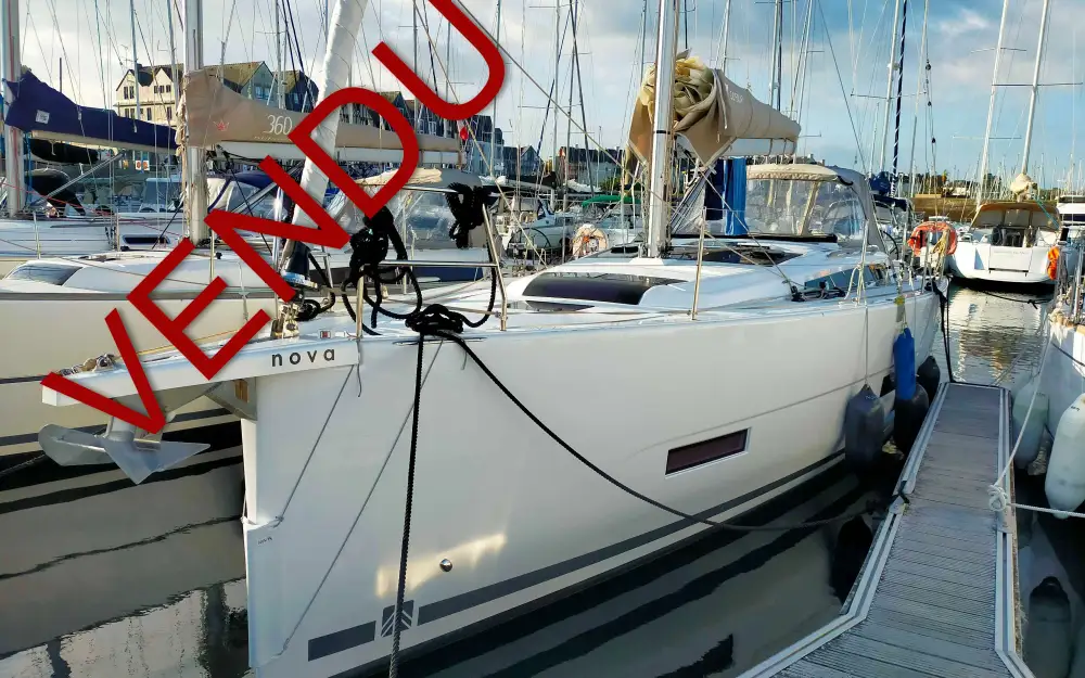 slider 5 Dufour 390