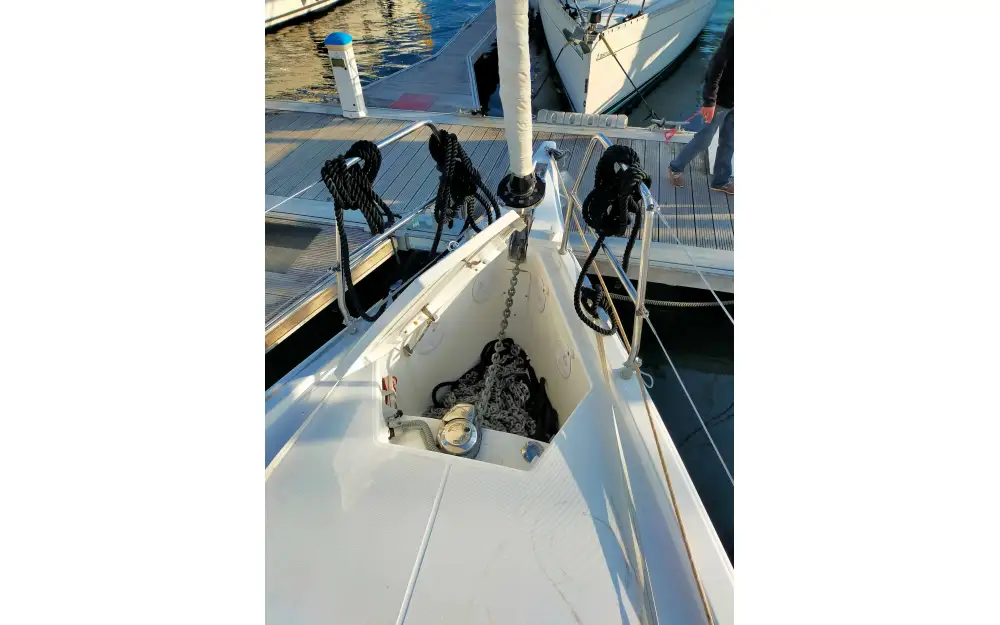 slider 4 Dufour 390