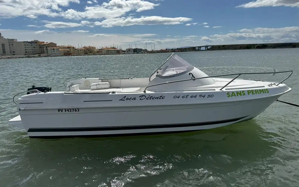 B2 MarineCap Ferret 472 Cruiser