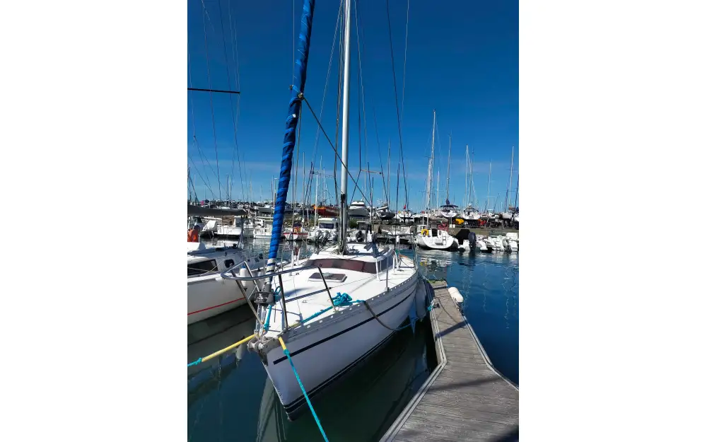 slider 6 Jeanneau Attalia