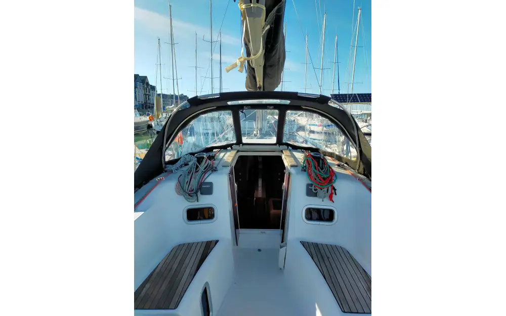 slider 8 Jeanneau Sun Odyssey 349