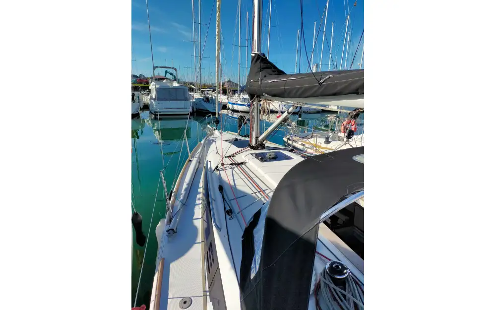 slider 11 Jeanneau Sun Odyssey 349