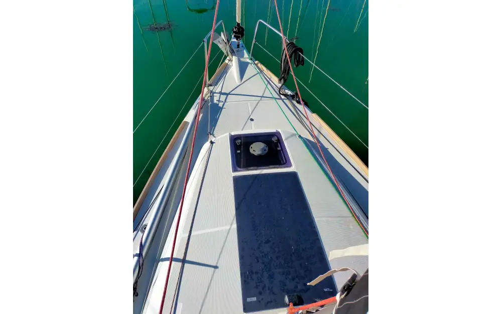 slider 15 Jeanneau Sun Odyssey 349
