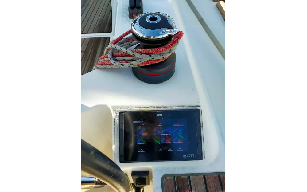 slider 7 Jeanneau Sun Odyssey 349