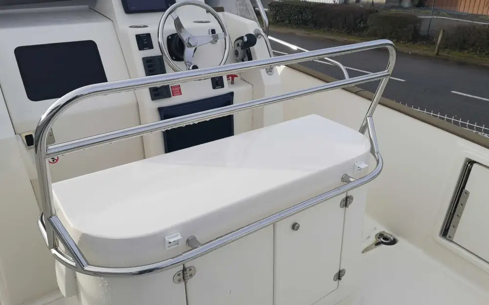 slider 3 Rhea 23 Open