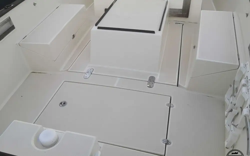 slider 11 Rhea 750 Timonier
