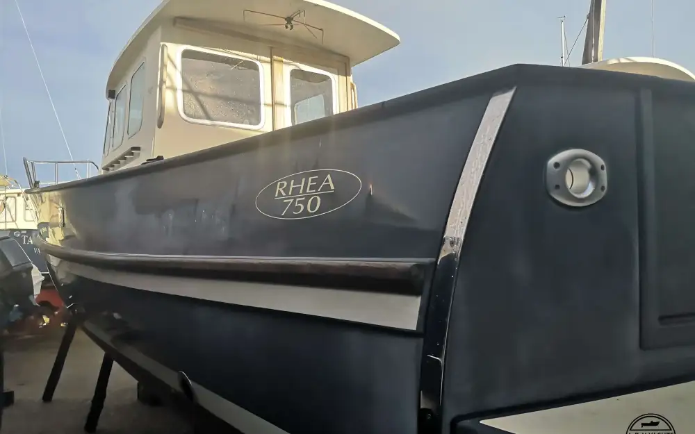 slider 1 Rhea 750 Timonier