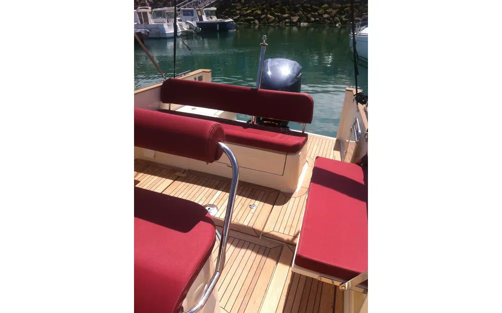 slider 2 Rhea 27 Open