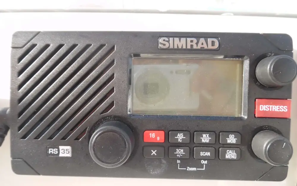 slider 12 Rhea 750 Open