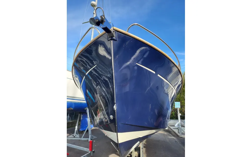 slider 3 Rhea  27 Open