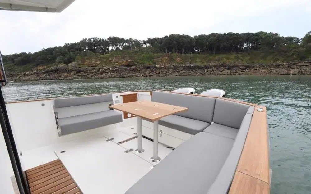 slider 5 Rhea 32 Timonier