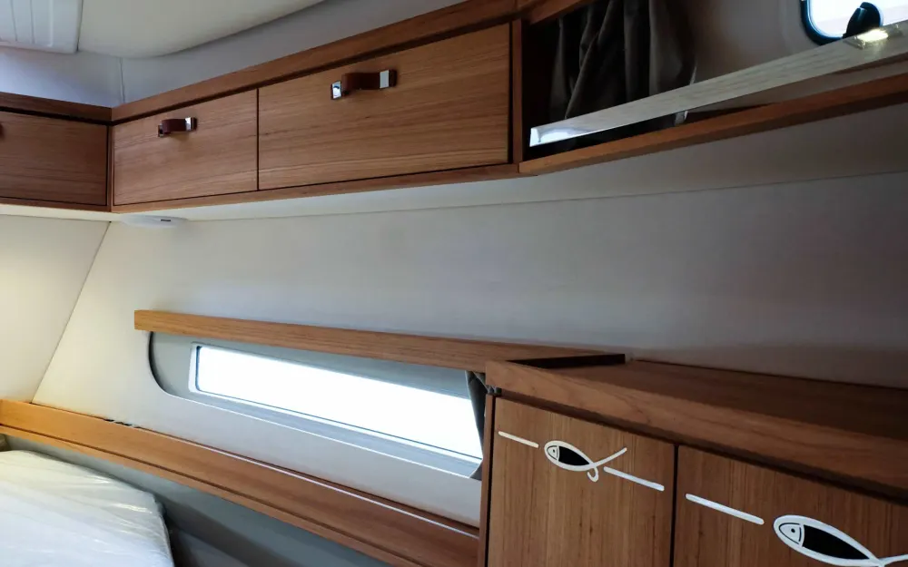 slider 7 Rhea Trawler 34 - null