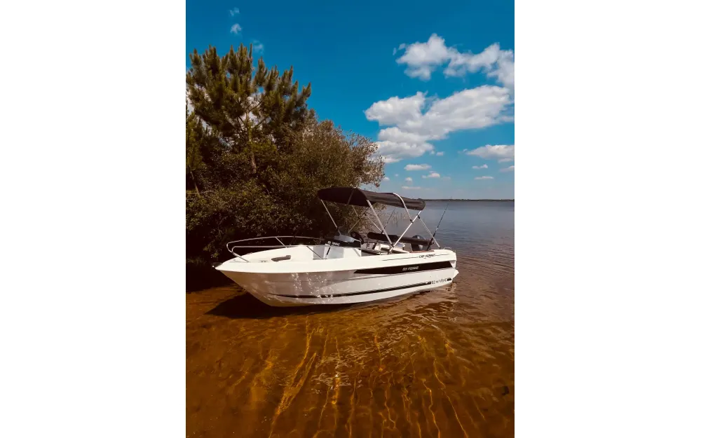 slider 2 B2 Marine  155 Fishing - null